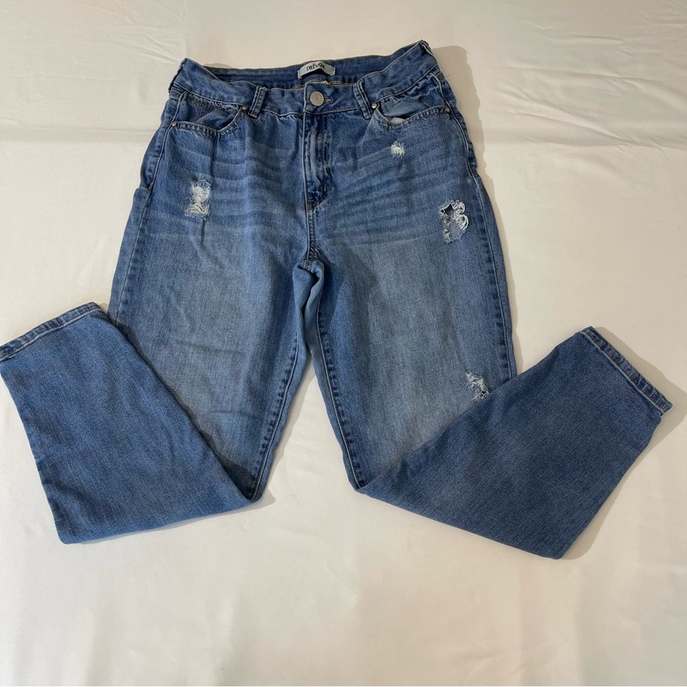 REFUGE WOMENS JEANS , size 8 , good condition, preowned